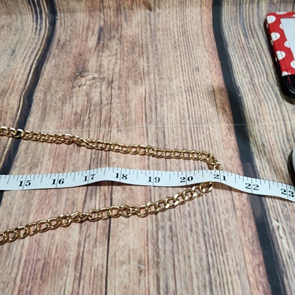 Cato Beige/Tan Textured Faux Leather Purse Gold Hardware Chain Strap 21" Drop - Picture 10 of 14